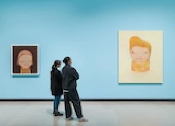 Yoshitomo Nara Exhibition – Guided Tour