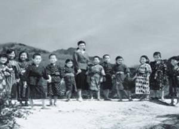 ONLINE EVENT - Japan Society Film Club: Twenty-Four Eyes directed by Keisuke Kinoshita